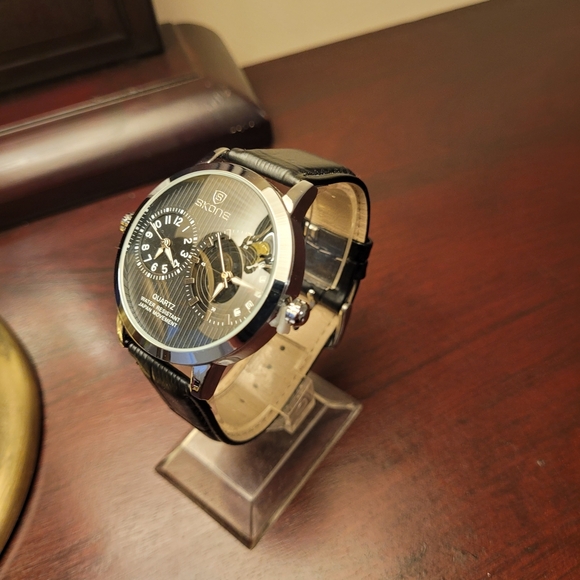 Brand New Dual Time zone Black Skone Men's Fashion Watch - Picture 2 of 3
